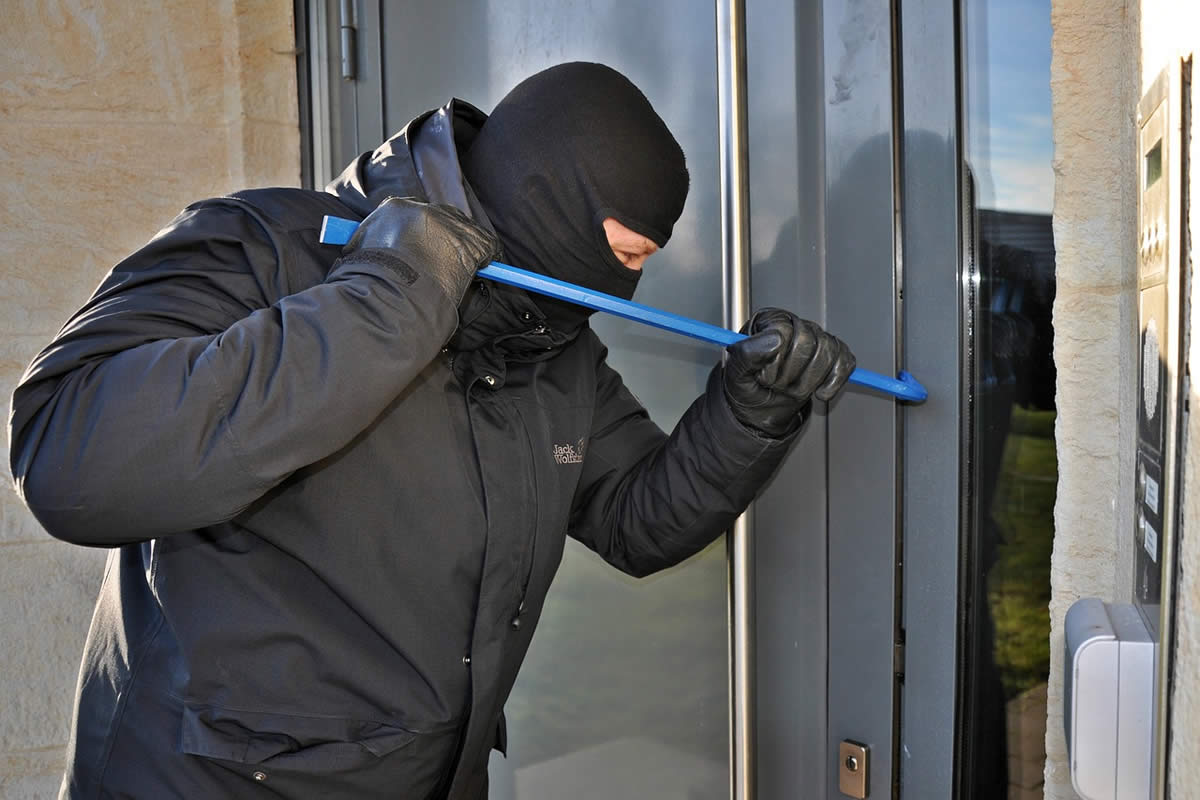 Blog How Bail Bonds Work For Burglary Charges